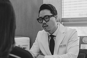 성진우 사진 사이드